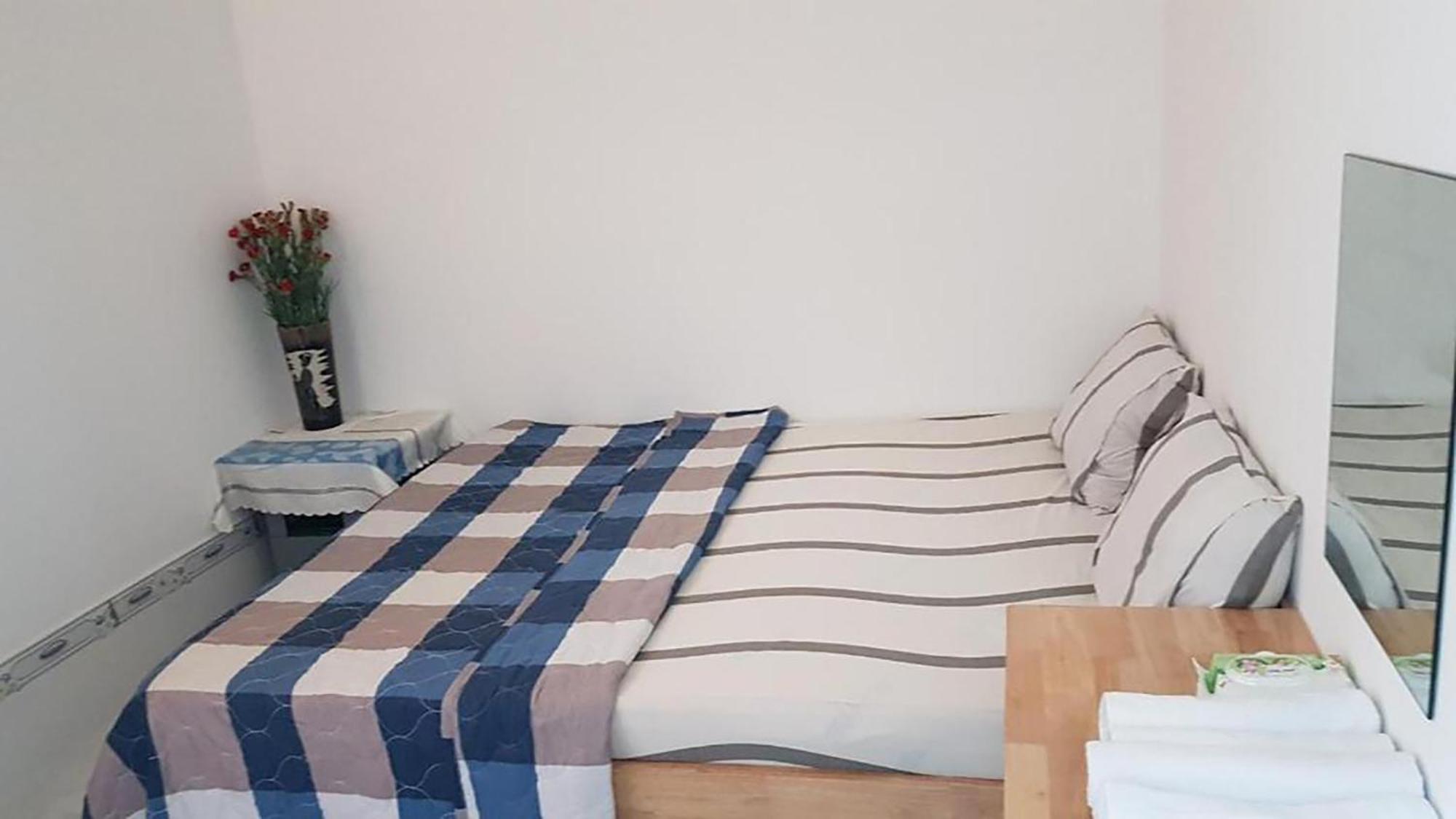 Hoa Lan Motel & Homestay Giong Tu Dien Exterior foto